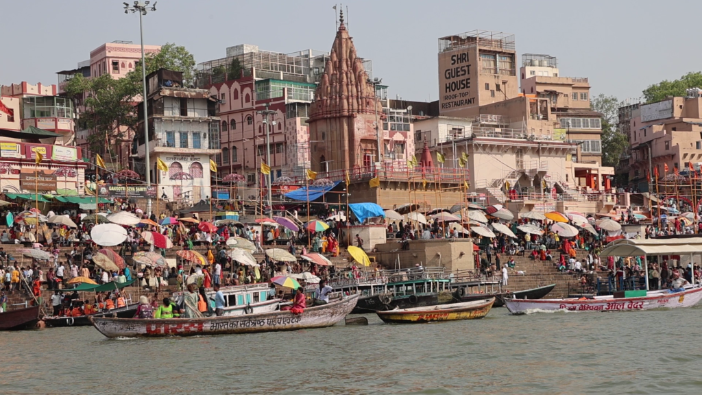 வாழும் வாழ்க்கை ஒவ்வொரு மனிதனுக்கும் வரமா? சாபமா?